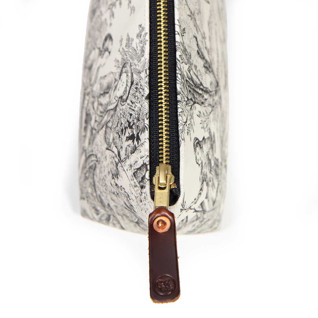 Cream & Coal Toile Zipper Travel Clutch