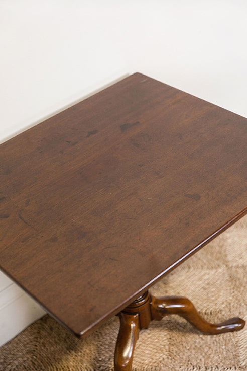 Georgian Square Tilt Top Table