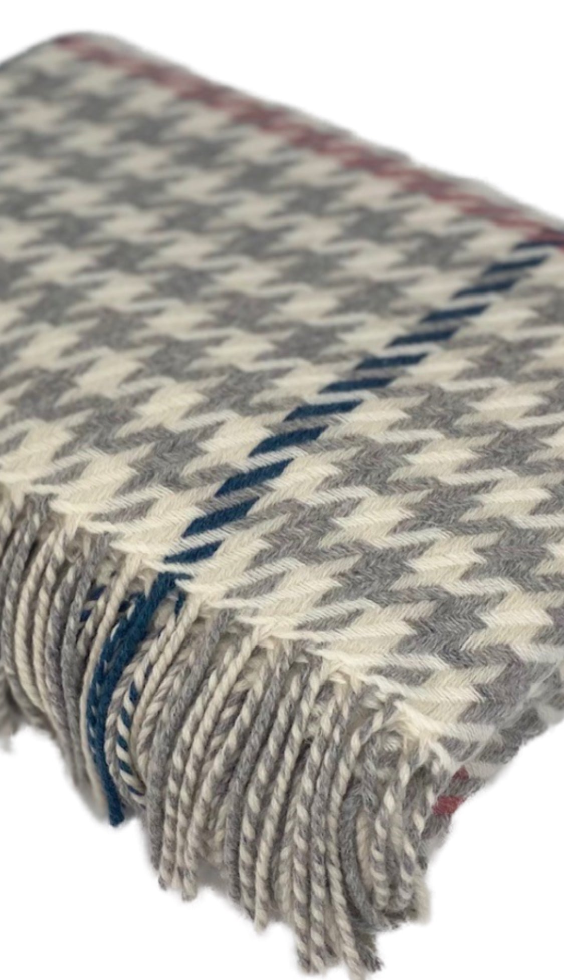 Houndstooth Wool Throws