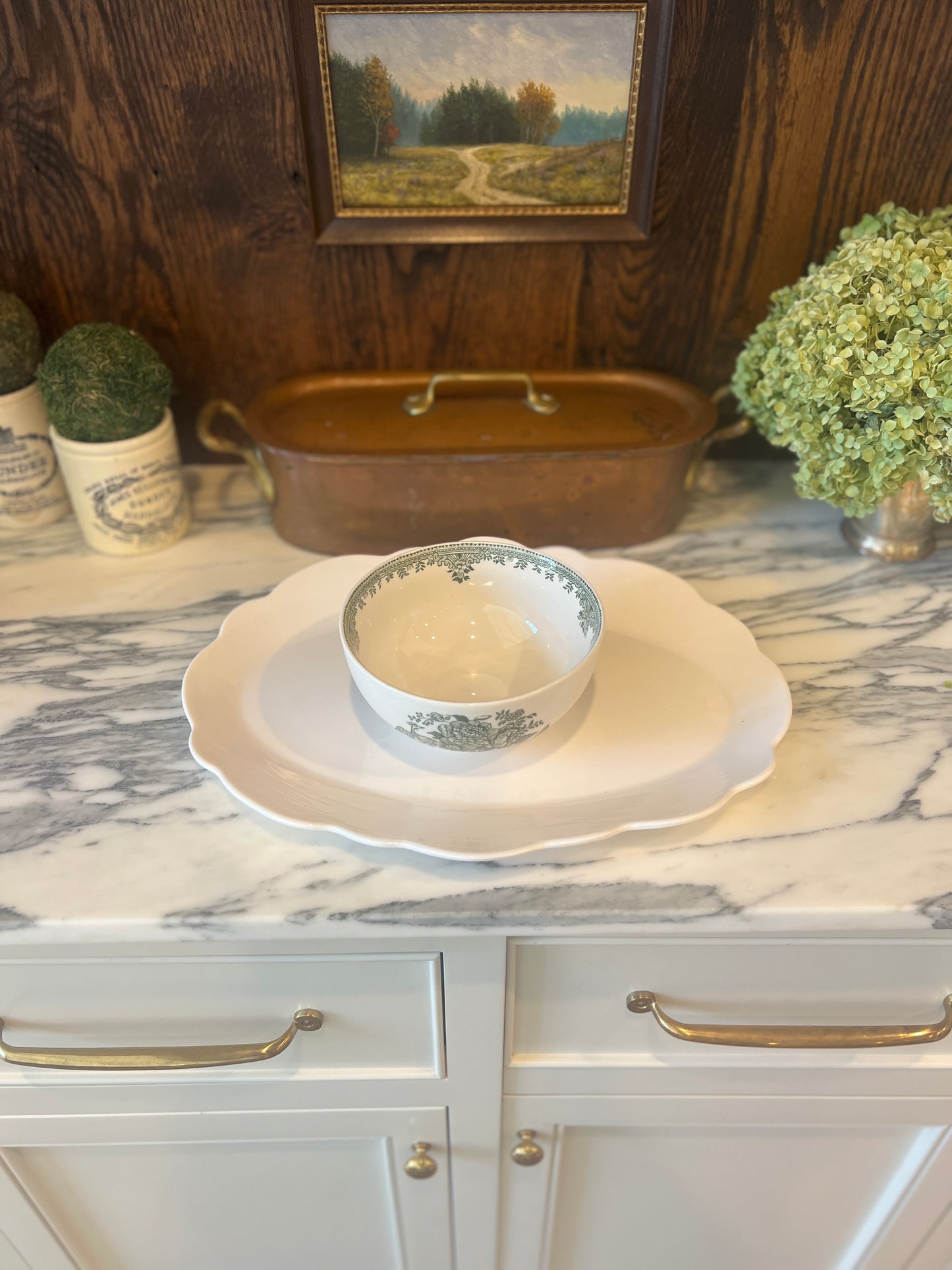 Scalloped Serving Tray