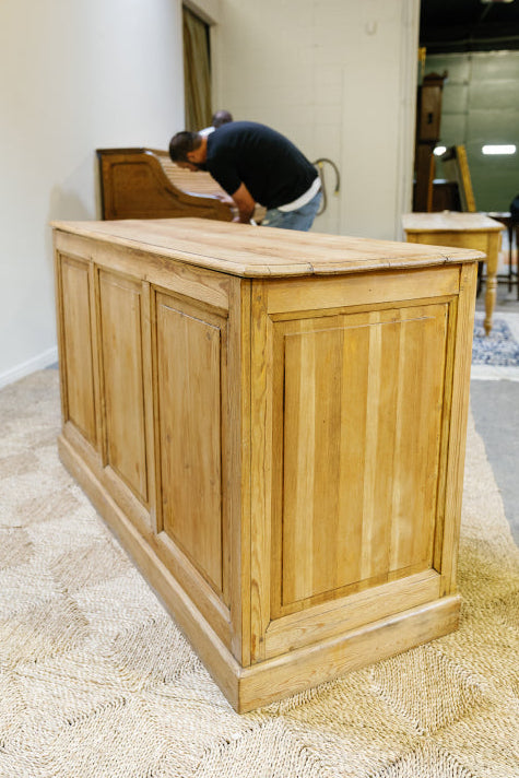 Pine Counter with Shop Front