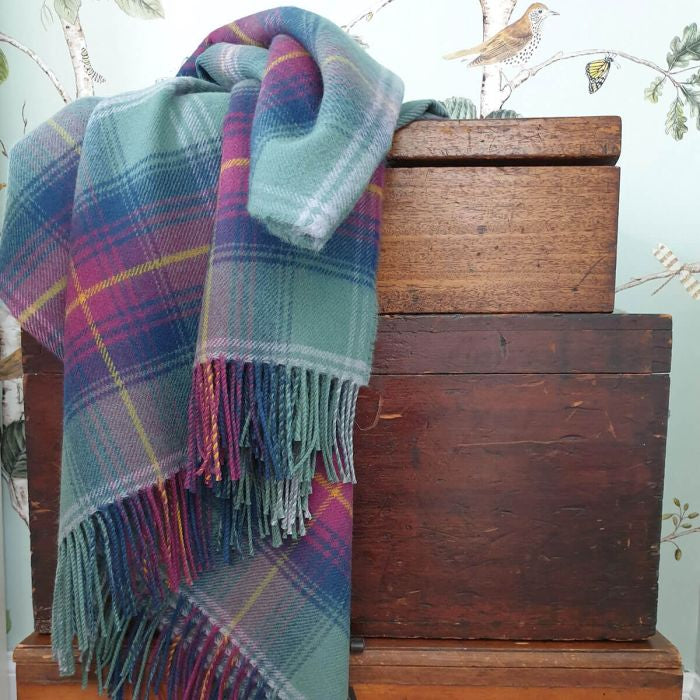 Hame Tartan Wool Throw