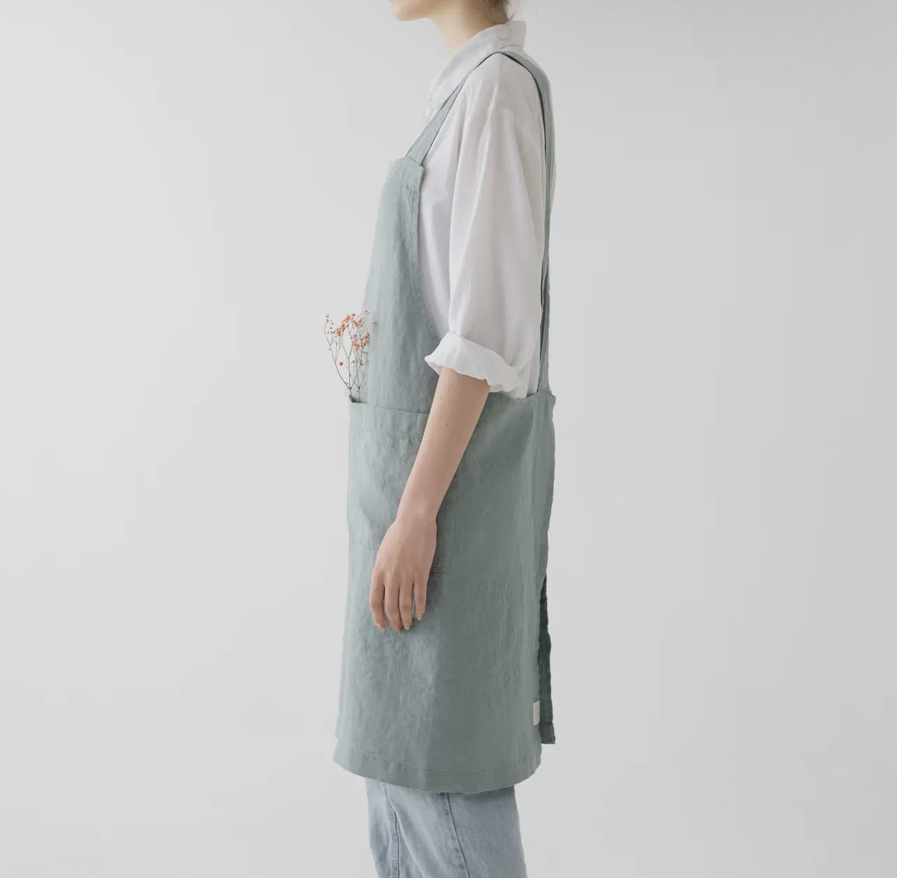 Linen Crossback Apron