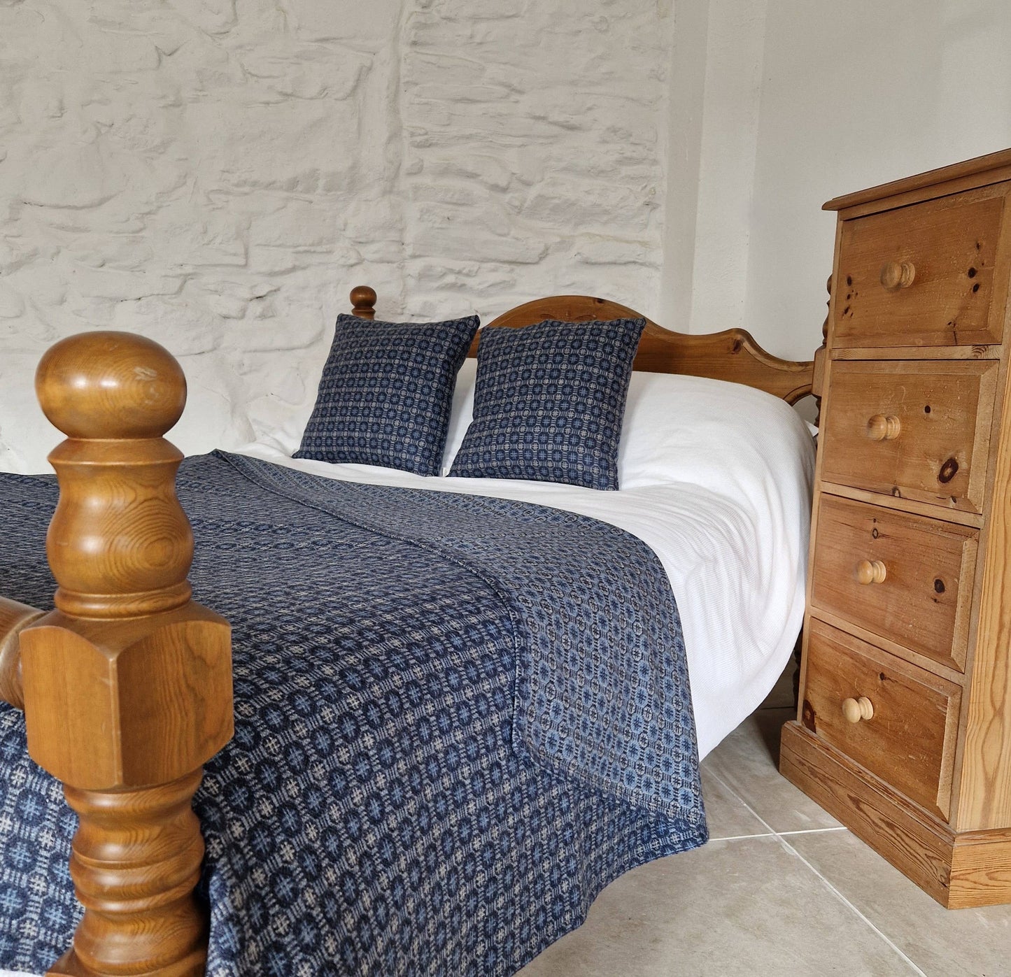 Teils Welsh Tapestry Throw