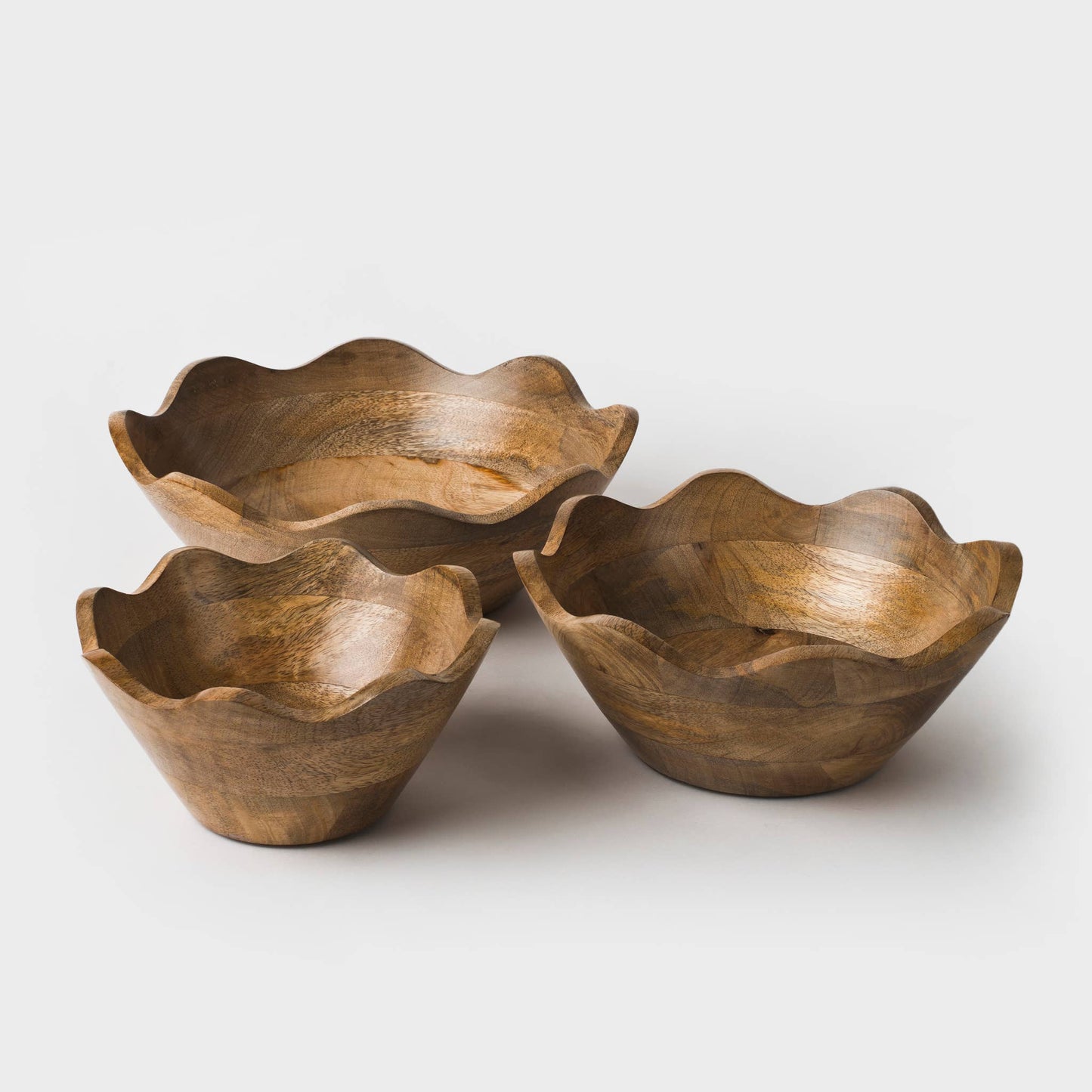 Scalloped Wooden Bowl Set