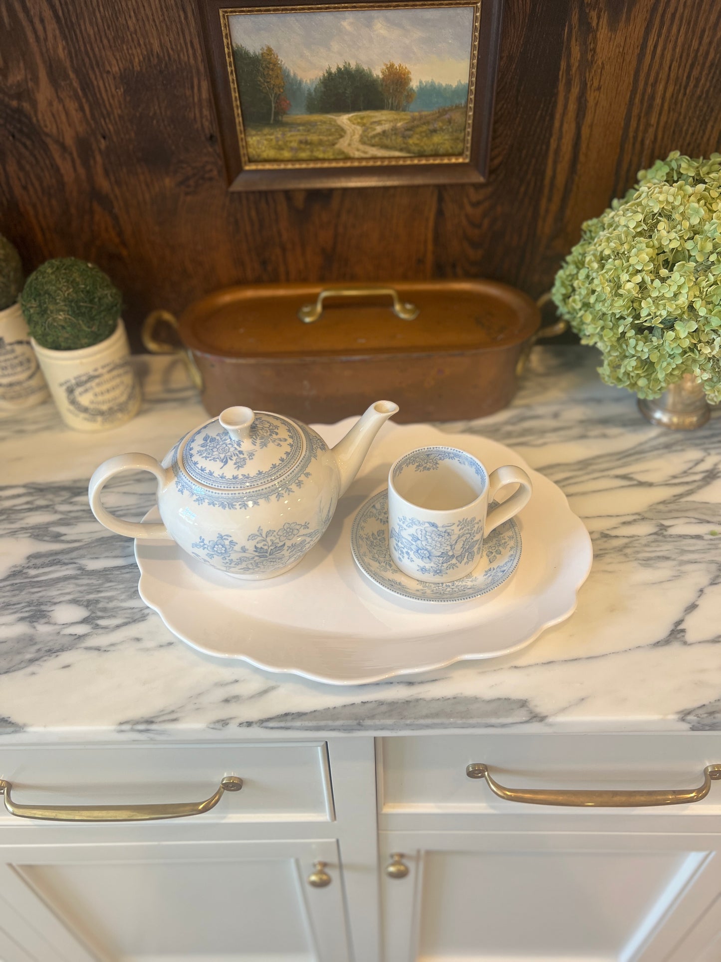 Scalloped Serving Tray