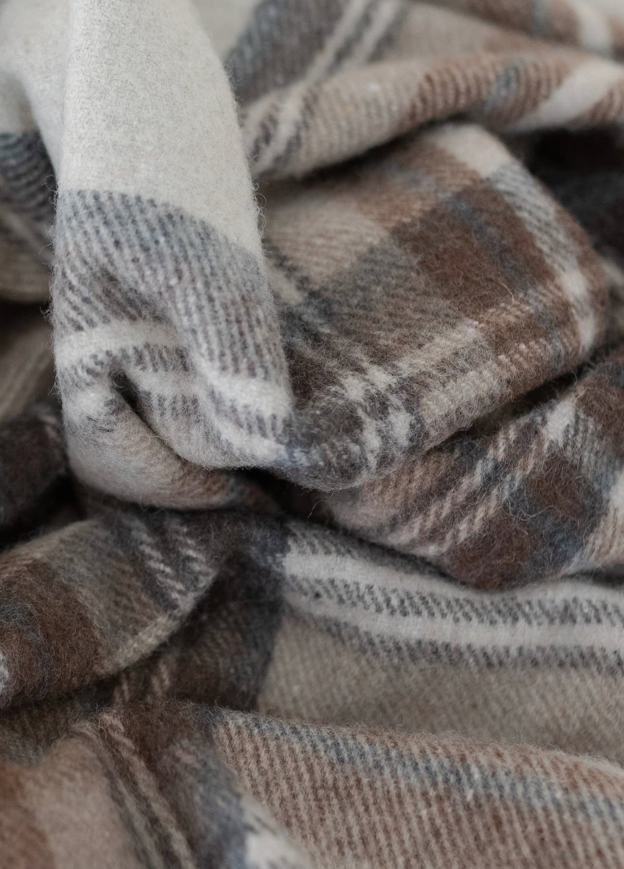 Wool Throw: Natural Stewart