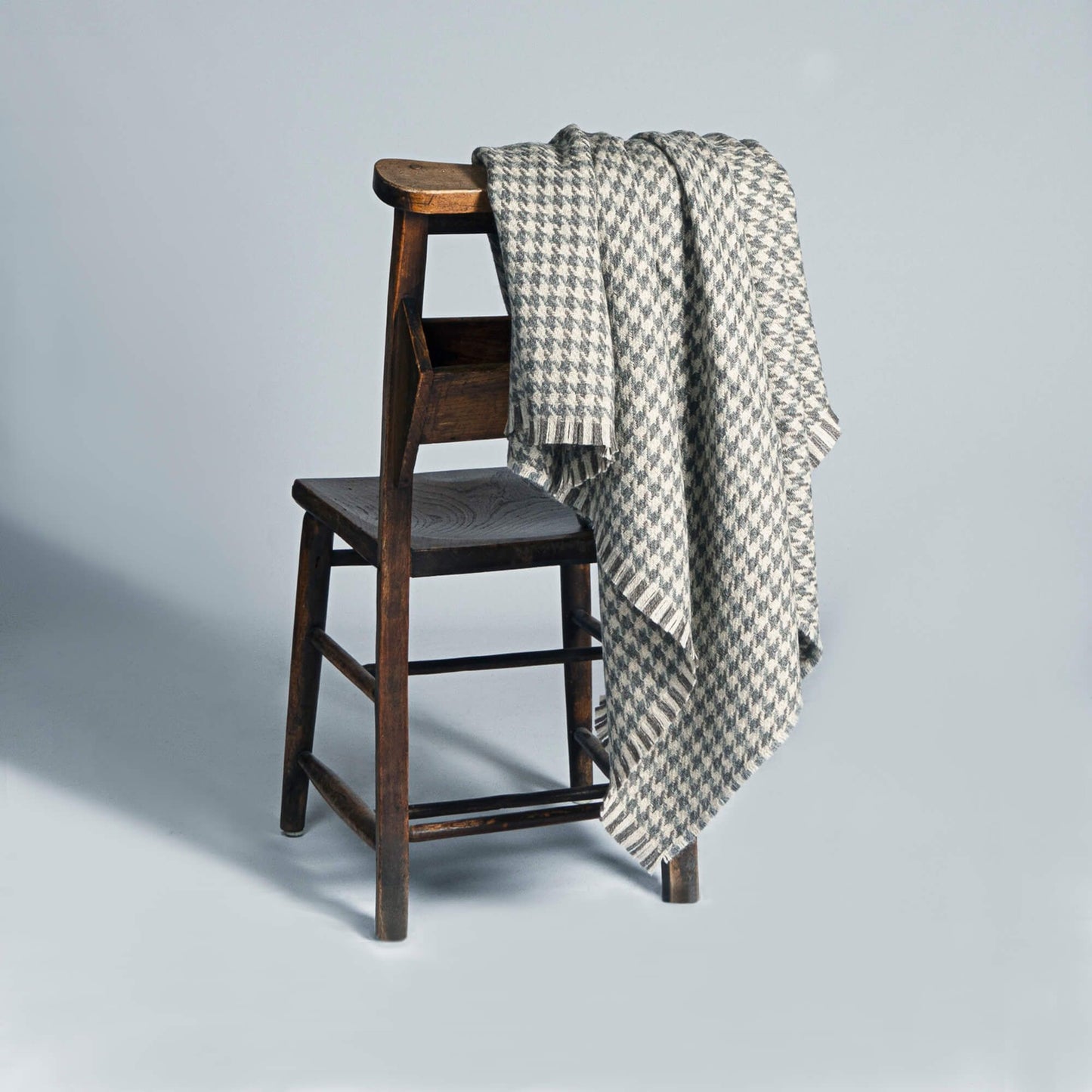 Houndstooth Mist Wool Throw