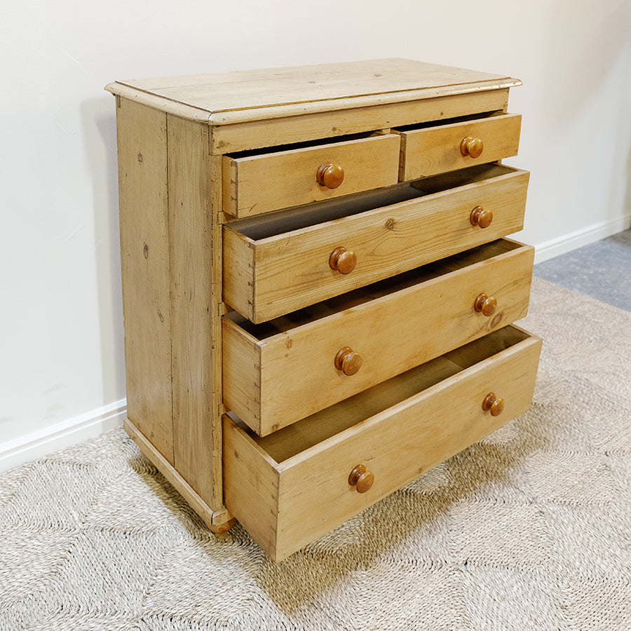 Simple English Pine Chest