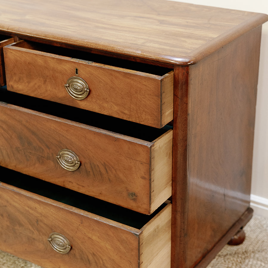 Victorian Mahogany Chest of Drawers
