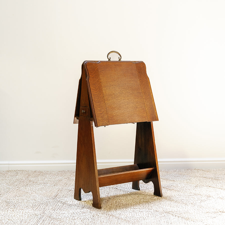 Oak Arts & Crafts Stand