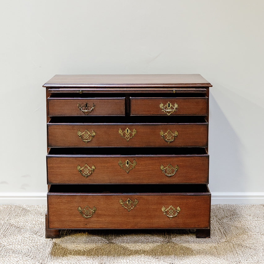 Mahogany Chest of Drawers