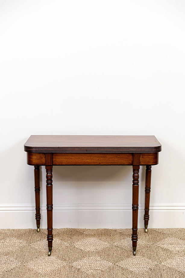 Foldover Tea Table