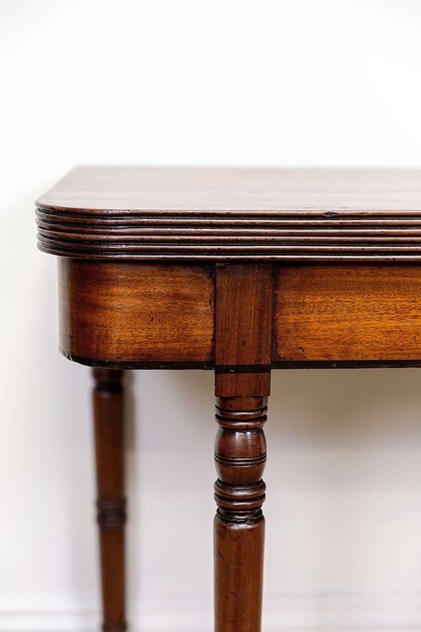 Foldover Tea Table