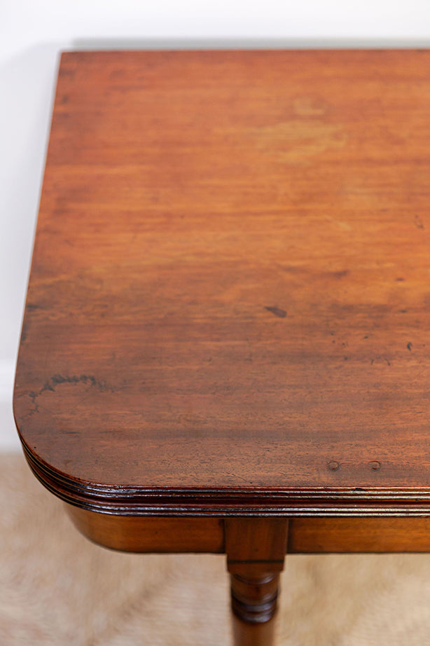 Foldover Tea Table