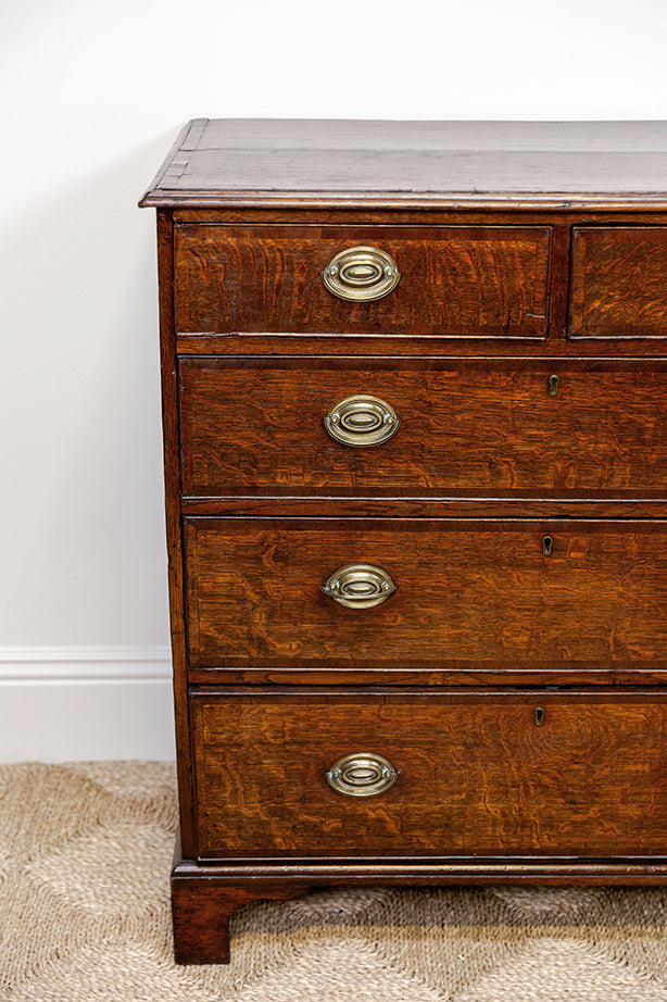 Oak Chest of Drawers
