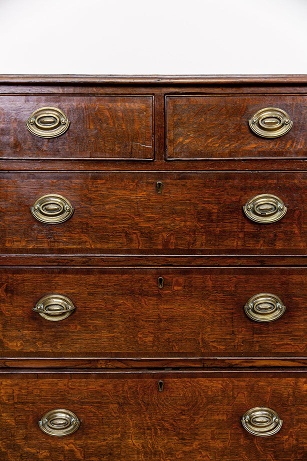 Oak Chest of Drawers
