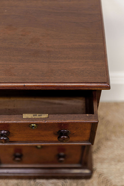 Mahogany Small Bedside Chests (pair)