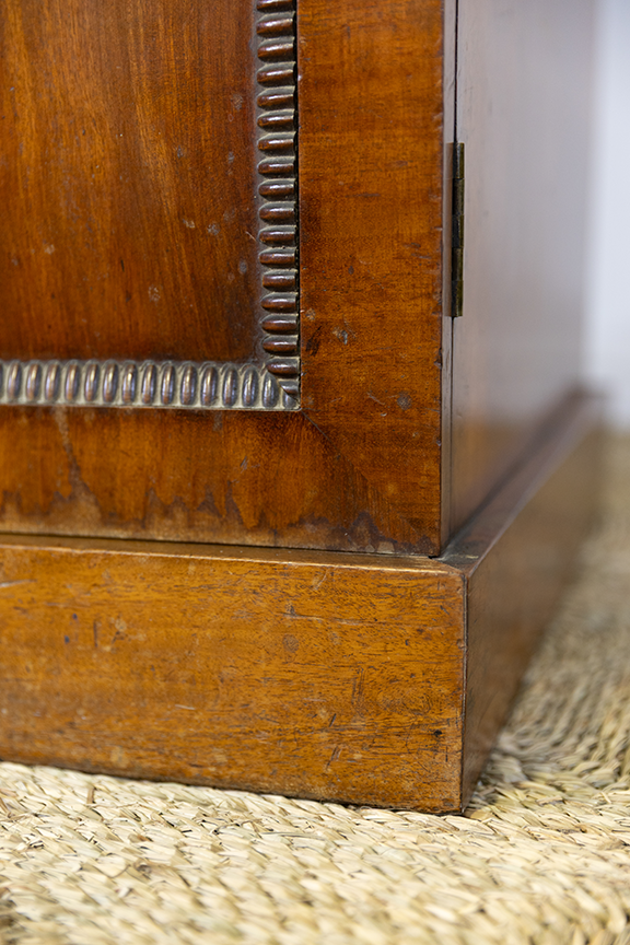 Victorian Mahogany Sideboard with Mirror