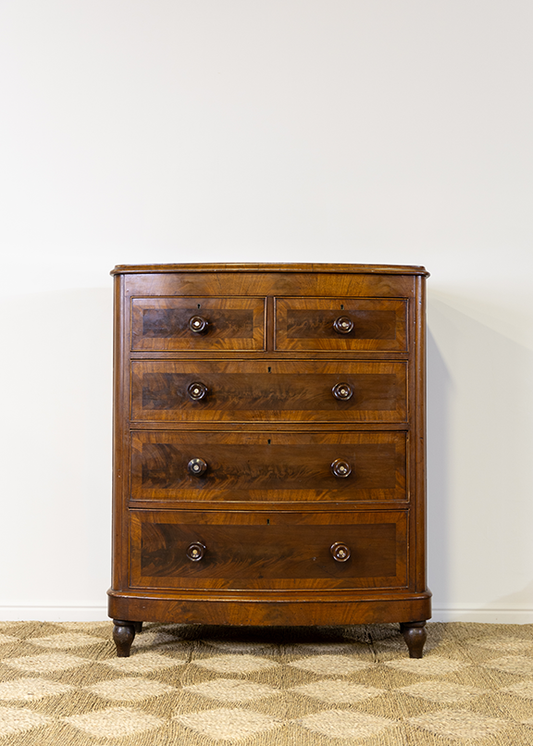 Bowfront flame wood chest