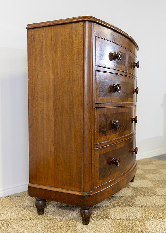 Bowfront flame wood chest