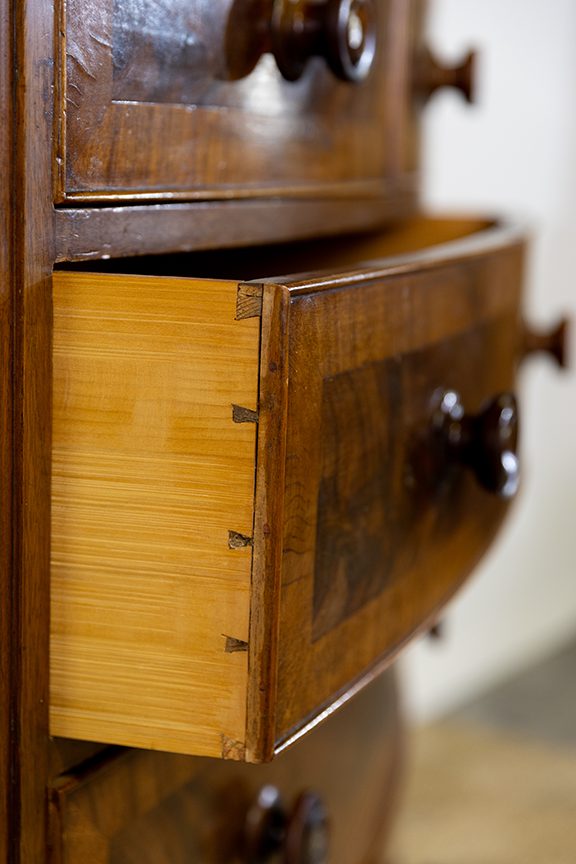 Bowfront flame wood chest