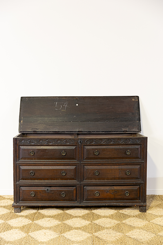 Antique Chest of Drawers