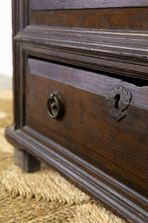Antique Chest of Drawers