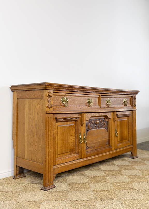 Shaplund & Petter Oak Buffet