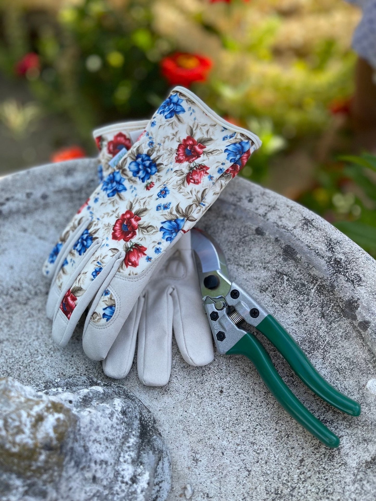 Women's Floral Gardening Gloves